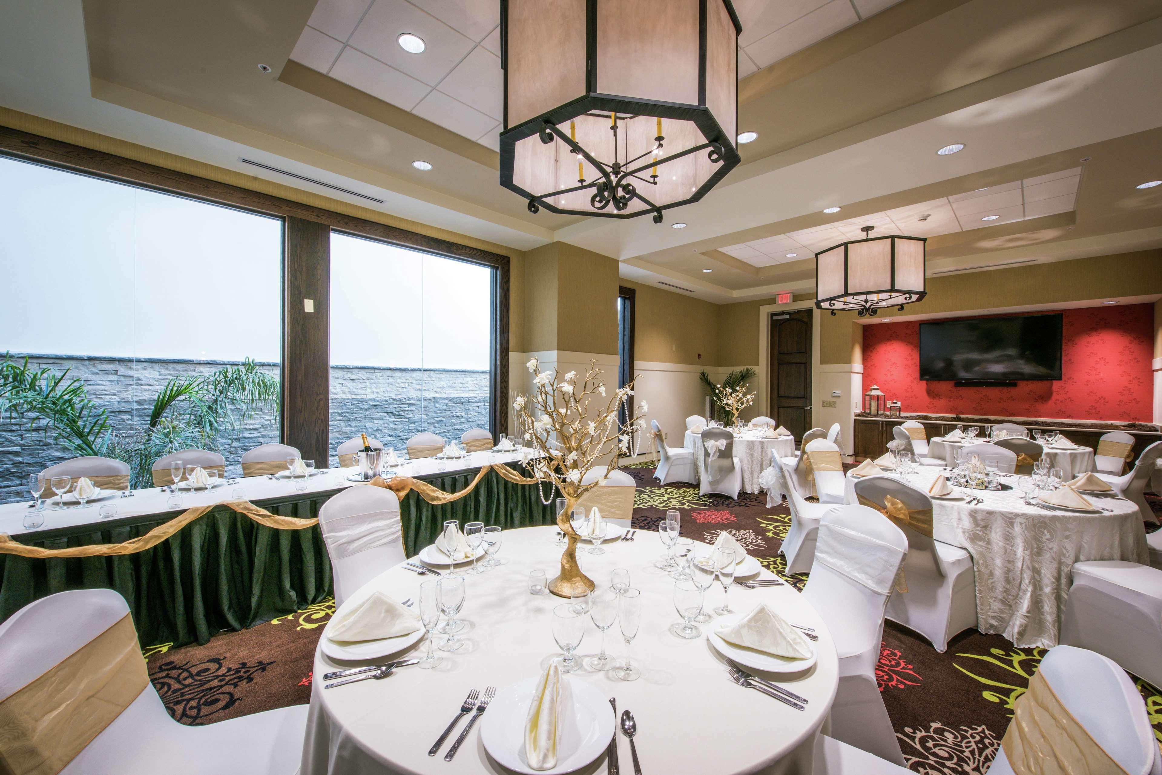 Hilton Garden Inn Rochester Downtown, Ny Екстер'єр фото