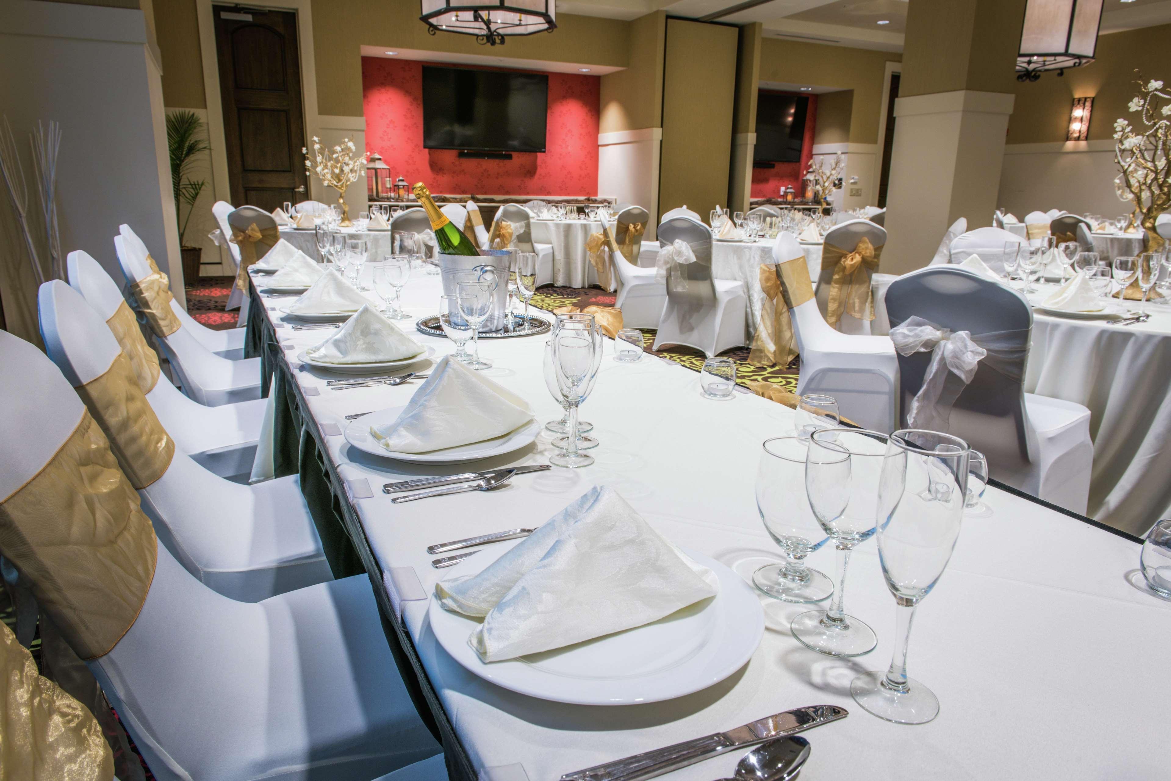Hilton Garden Inn Rochester Downtown, Ny Екстер'єр фото