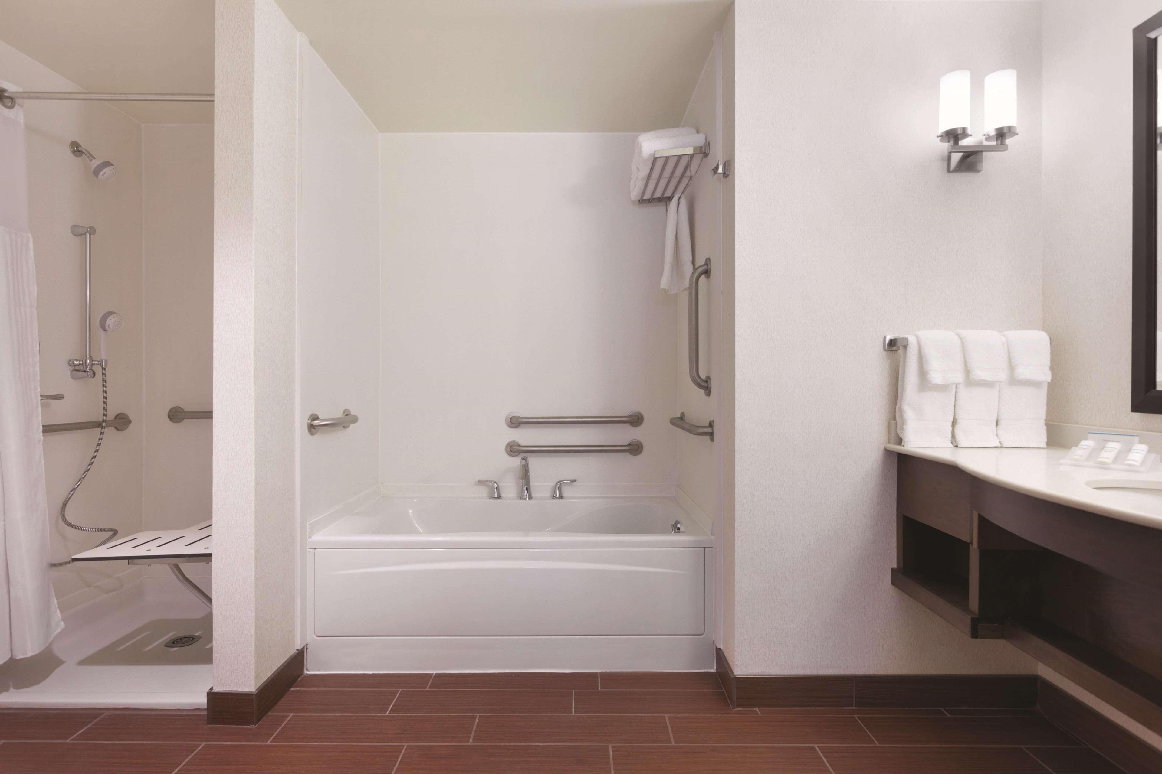 Hilton Garden Inn Rochester Downtown, Ny Екстер'єр фото