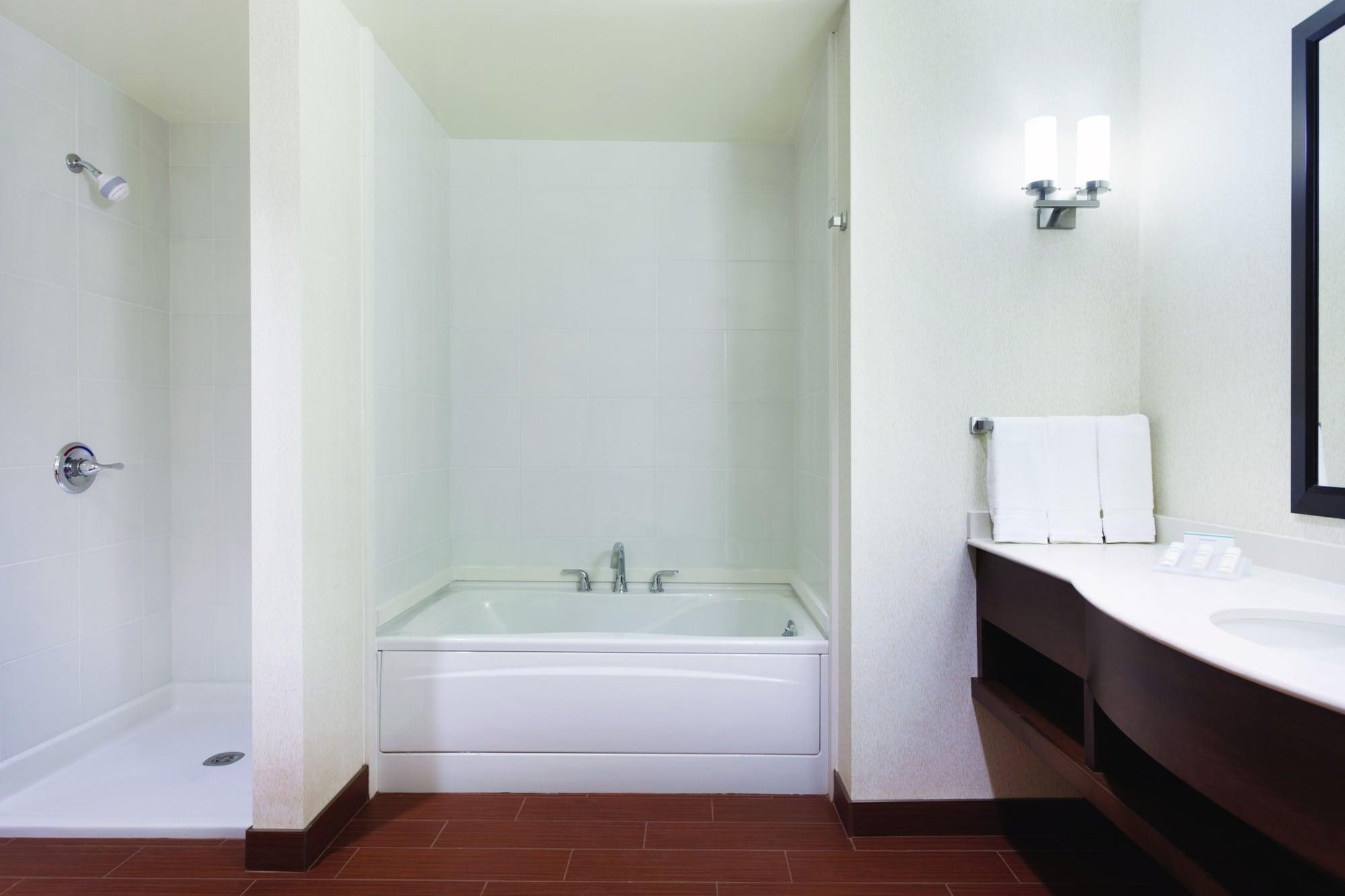 Hilton Garden Inn Rochester Downtown, Ny Екстер'єр фото